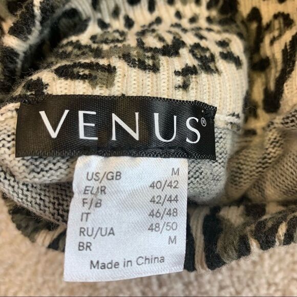 VENUS Green cream keyhole high neck long sleeve leopard cheetah print top size M - Picture 6 of 8